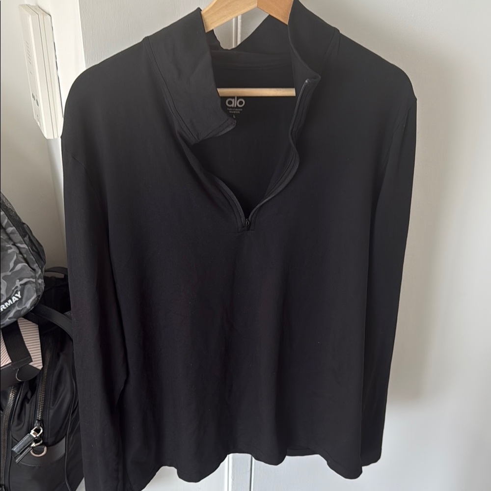 ALO Yoga Quarter Zip Conquer Reform Long Sleeve Tee- Black